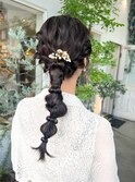 可愛いらしさと大人っぽさを合わせたヘアアレンジ