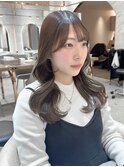 前髪アンブレラカラーこなれミディイメチェンウェーブパーマ