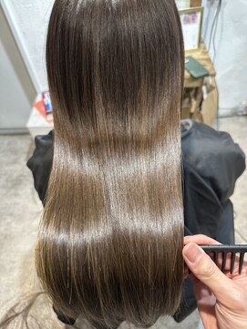 フゥ 銀座(fuu。。。) ハイライト・ブリーチ複数回でも縮毛矯正◎