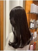 ロングヘアスタイル・暗めグレーカラー