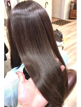 ルッソリベラ 池袋(Lusso libera) シンプルストレート/ストレートロング/艶髪