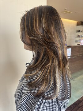 ミラートーク(MIRROR TALK) 外国人風ハイレイヤースタイル