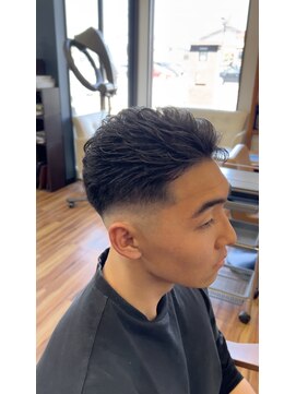 シャンパトラ(SCHON PATRA) オールバックフェード