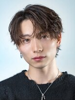 オーシャントーキョーオーバー 渋谷(OCEAN TOKYO OVER) センターパートフェザーパーマニュアンスパーマシャドウパーマ