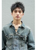 ツーブロック刈り上げなしスパイキーショート