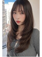 スタイリングが苦手な方、雰囲気を変えたい方におすすめ【レイヤーカット】で360度美しいシルエットを実現