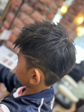 グランド ビューティー ビーズ 緑店(Grand Beauty B's) カット＋ライン