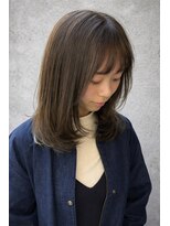 ピース バイ シータ(PEACE by CITA)&nbsp;柔らかオリーブベージュ×レイヤーミディ20代30代40代