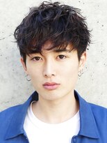 マグカーネバイフィフス オカヤ(Mag KANE by fifth okaya)&nbsp;岡谷メンズカットメンズパーマシャドウパーマ無造作パーマ韓国風