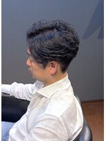 ビーダンディー(Bee dandy) ビジネスツーブロックショート フェザーパーマ かき上げバング