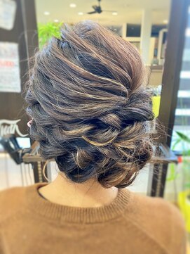 トゥルース 桜木(Truth) ゆるふわサイドアップ