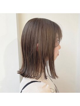 ディレクション(Direction) 切りっぱなしボブ