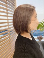 ラ シェンテ エイジア 川西(La Sente Aja)&nbsp;脱白髪染大人のハイライト　イヤリングカラー