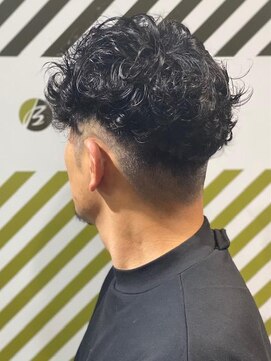 バーバーバー 四谷(BARBER-BAR) 大人カッコいい20代30代40代スペインカール