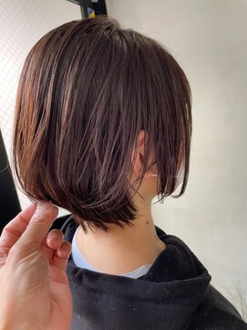 ヴォロ 佐賀(VoLo) 切りっぱなしボブ/美髪/ピンクブラウン[佐賀駅]