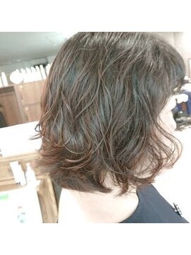 美容室 クリア ナチュラルカールボブ