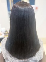 ヴィヴァーチェイルソーレ(VIVACE ilsole)&nbsp;20代30代40代髪質改善トリートメントナチュラルストレート艶感