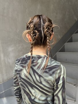 ビビト(bibito) bibito Y2K ヘアアレンジ ヘアセット カチモリ