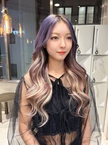 リリー(Lilley)&nbsp;【lilley 稲永麻衣】エクステ+ロングヘア+ブリーチ+韓国ヘア