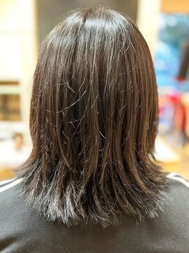 ヘアークリアー 春日部 ミセス おしゃれな大人のインナーカラー ブルーブラック