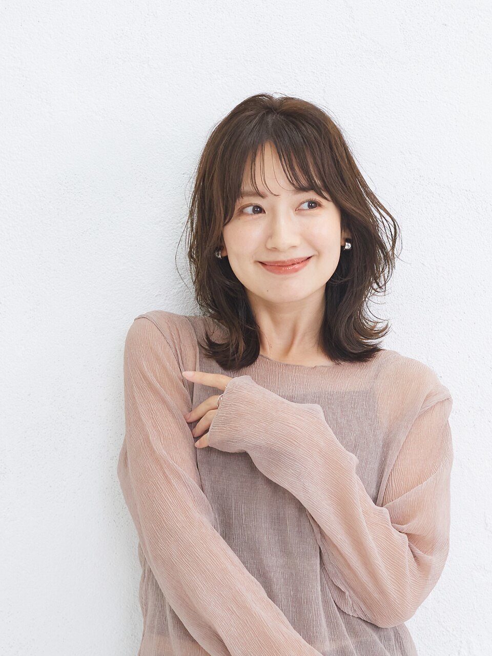 《女性限定》デザインカット＋シャンプーブロー　\3800