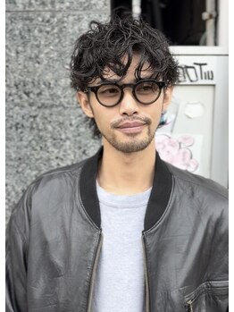 イロプラスソイ(iro + soi)の写真/色気のあるメンズスタイルに!パーマ、カラーも◎都会的カジュアル!