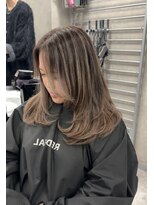 レディアル 大宮(REDEAL ope.) 【ハイライト】ベージュハイライトバレイヤージュ