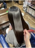 雨の日も怖くない！髪質改善×酸性ストレート