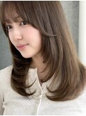 レイヤーカット/ミディアムレイヤー/10トーンベージュ
