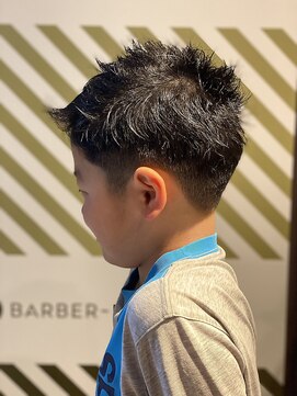 バーバーバー 八広(BARBER-BAR) キッズカットもBARBER-BAR