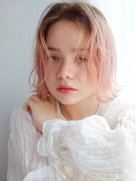 オーサム(AWESOME) 《AWESOME》ペールピンク×フリンジウェーブボブ