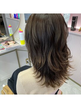マリー(marry) 外ハネレイヤースタイル