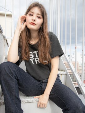 アデリタ(Adelita) ロングウェーブ　スタイル