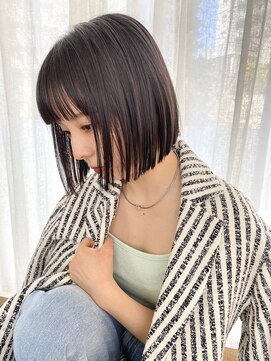 エレメンツ(ELEMENTS) ぱつんとボブ