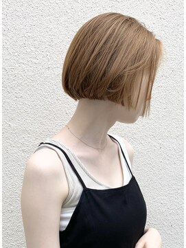 ヴィオットバイサロン(Viot by Salon) 首が綺麗に見えるボブ 20代30代40代 Viot 櫻井