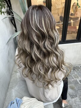 ディモアンド 表参道(Dimo&) ショコラ/アッシュ/ヘルシースタイル/ふんわりカール