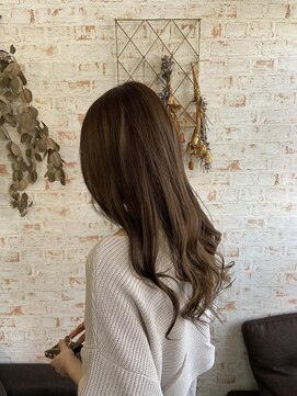 アカイトビラ ヘアケアサロン(AKAI TOBIRA Hair Care Salon) アッシュ×ベージュ