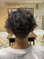 リボーン ビューティー リゾート 松戸店(re-born Beauty Resort) ベリーショートカルマパーマウルフアッシュブラック