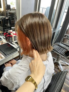 ヘアアンドメイク エジェリ(hair&make egerie) オレンジインナーカラー・ベージュミニボブ
