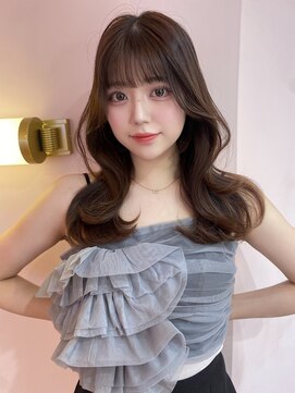 ボタン シブヤ(VOTAN SHIBUYA) ベージュ/韓国ヘア/渋谷/レイヤー/顔まわり/前髪