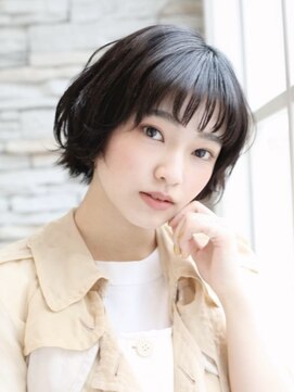 ルーツ(ROOTS) 軽く毛先にワンカールパーマをかけたニュアンスボブ