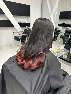 アライブ キチジョウジ(ALIVE Kichijoji) ALIVE kichijoji/　グラデーション×レッド