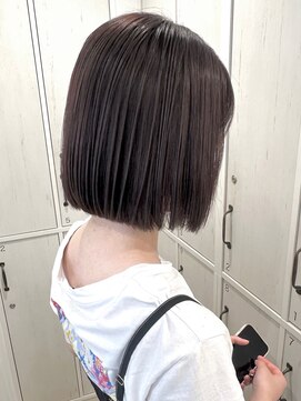 ガーデンヨコハマ(GARDEN YOKOHAMA) ミニボブ切りっぱなしブリーチなしWカラーラベンダーイメチェン