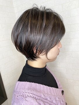 アルマモモ(Alma momo) グラボブショート×暗めラベージュ