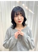 medium【ミディアム×外ハネくびれヘア】