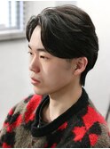 ブルーブラック×センターパート ニュアンスパーマ/20代30代40代