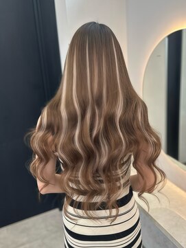 ラピス 福岡天神店(Lapis) アッシュブラウン×ホワイトハイライトメッシュ