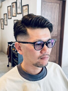 グレイスフルバーバーロンドン 大宮店(Graceful Barber London) 【30代 男性】ロンドン七三スキンフェード（大宮/バーバー）
