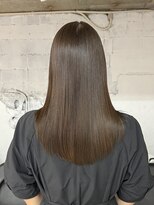 ヨーク(YOKE)&nbsp;縮毛矯正ストレートパーマオリーブグレーナチュラルブラウン