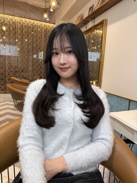 ロンドアベニール 北千住(Lond avenir) オリーブグレー/韓国風巻き/レイヤーカット/髪質改善/縮毛矯正